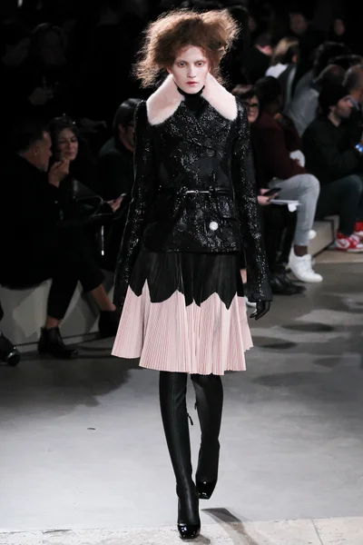 Look 2